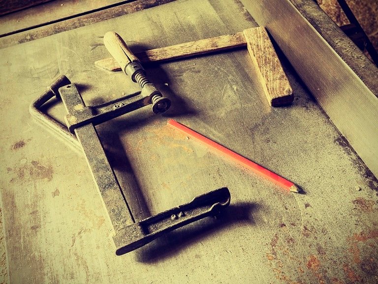 Vintage Hand Tool Library — Weekly Crate